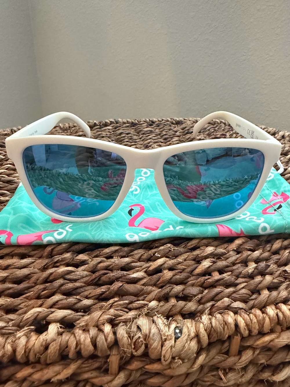 goodr OG Polarized Sunglasses Iced By Yetis Matte White Frame Blue Mirrored